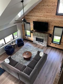 Lake Country Inn - Boat Rental Available - 7