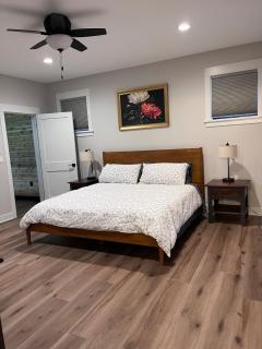 Lake Country Inn - Boat Rental Available - 4