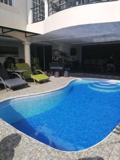 Avana Hills Tagaytay Holiday Villa - 6