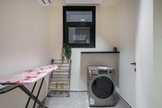 Spacious 3BR Huge Living Self Entry - 6