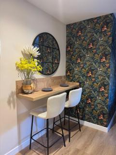 Buchi Airport Suites - 5