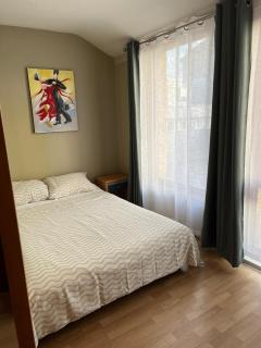Spacious 2-Bedroom Oasis in Central Varna - 4