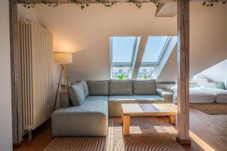 Altbau Apartment in Bahnhofsnähe mit Heimkino & Terrasse - 6