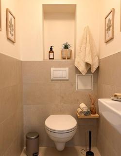 Spacious Apartment with Balcony & Free Parking near Vienna - 9
