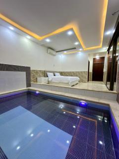 Sally Chalet - 8