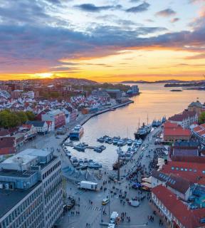 ONS 2026 - Luxury 50ft Yacht in the Heart of Stavanger Center - 5