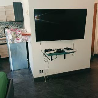 Studio - 4