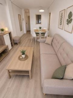 Cabo Roig 2 bed apartment with sea views - 8