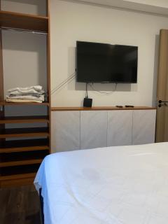 LuxeSuites-2 bedrooms, a short walk from Lostajibos, Equipetrol - 9