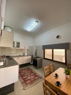2 BR Ground floor apartment-Jabal AlWiebdeh - 7