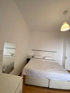 2 BR Ground floor apartment-Jabal AlWiebdeh - 6