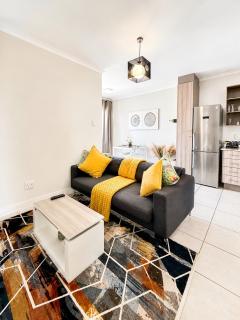 Chic Sandton Apt at The Cube Pool - 0
