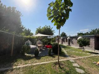 Khachatryan's Guest House - 5