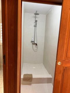 Room 4 Saba - 2