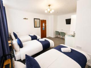 High Trees Guest House Gatwick - 6