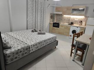 Evi's House 2 - 5