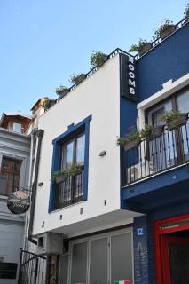 Juna's Hotel - 7