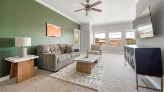 Landing Stylish 2BD Clubhouse - 0