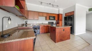 Landing Stylish 2BD Clubhouse - 3
