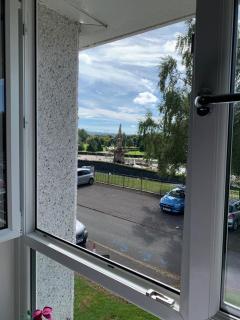 Facing Glasgow Green spacious Apartment Free parking - 7