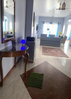 Dona Paula Apartment - 1