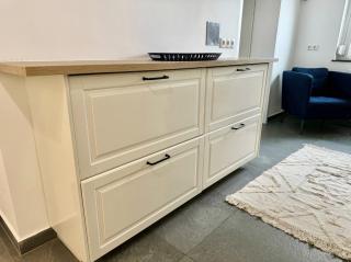 Happy Apartment near Airport with Free Parking - 6