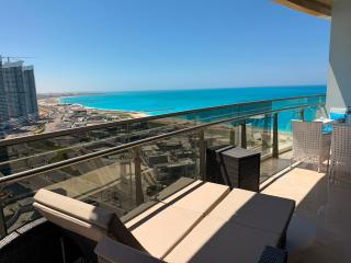 Sea View 1BR at Alamein Towers - 6