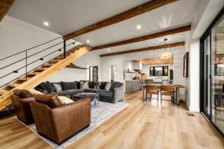 The Willow House - Luxury Views near Glacier - 4