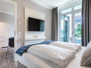 Apartment mit Loggia und Parkblick - 2