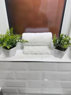 Quinton Ensuite Retreat - 5