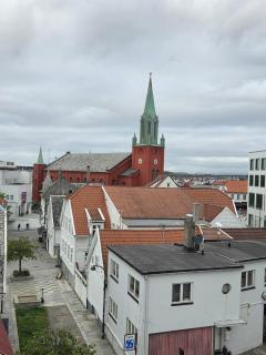 Charming cozy one bedroom apartment right in the center - 1