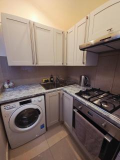 Garden Apartment in Cambridge City Center - 1