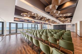 EVEN Hotel Yantai Golden Coast by IHG - 2