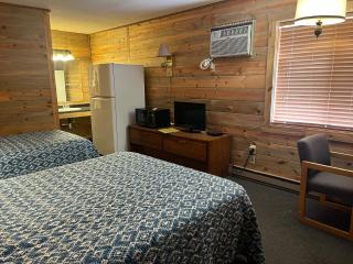 Dakota Winds Motel - 3