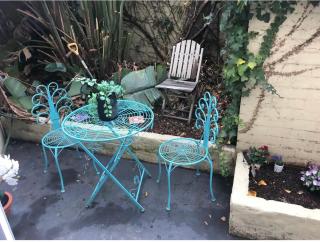 STYLISH COURTYARD UNIT, in the HEART OF STH YARRA - 9