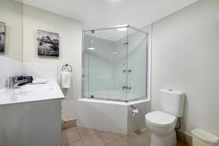 Palmer Street Marina Studio Marina Views, Pool & Prime Location - 6
