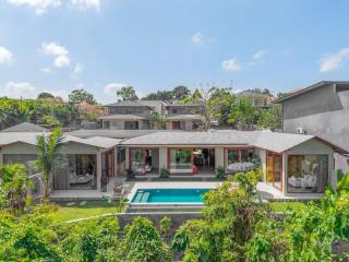 Akami Villa 4BR Private Pool in Pererenan - 6
