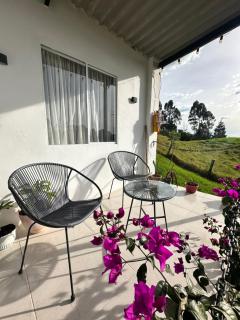 Cabaña privada cerca a termales San Vicente - 8
