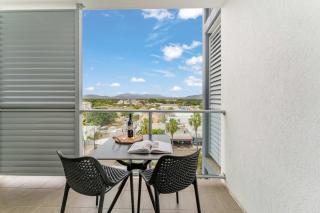 Studio Escape | Views, Dining, Stadium & CBD - B - 3
