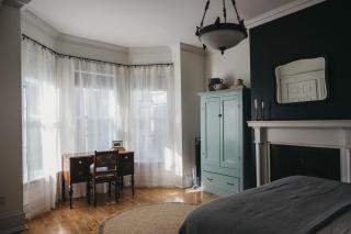 1893 Victorian Historic Home, Ocean View, Hot Tub & Downtown - 8