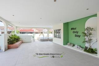 Jonker Street Swimming Pool with Karaoke Villa - Not Only Stay - 6