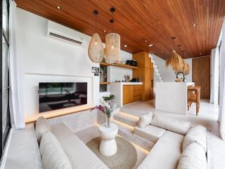 Casa Cemagi - Cozy Villa Rooftop Lounge and Tropical Pool - 8
