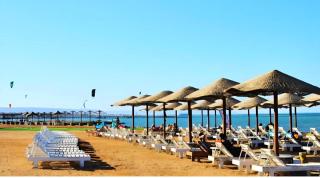 The Queen T Suites Resort - 0