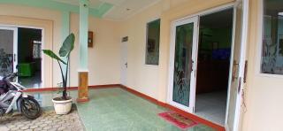 Rehat at Linggarjati - Kuningan - 8