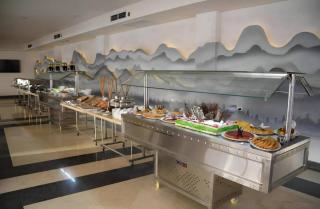 The Queen T Suites Resort - 8