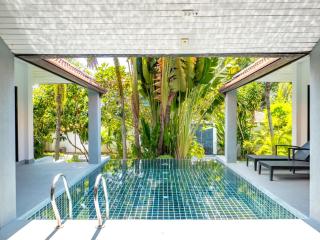 Homey 3Br Villa Private Pool & Walk to Beach - 6