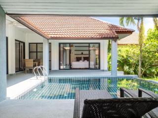 Homey 3Br Villa Private Pool & Walk to Beach - 3