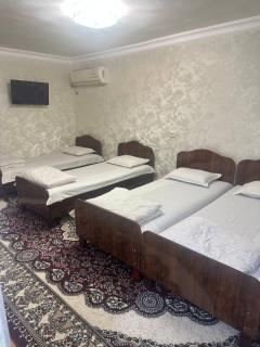 Cozy Apartment with Registan Square View - 4