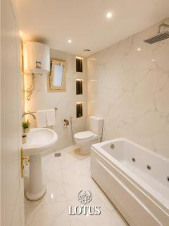 Lotus Tahrir Sq Hotel l Downtown Cairo - 5