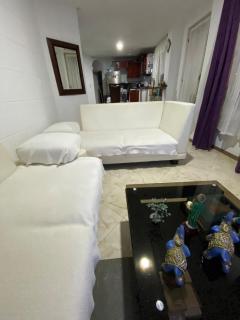 Casa a cinco minutos de Clinica medilacer y uniboyaca - 4